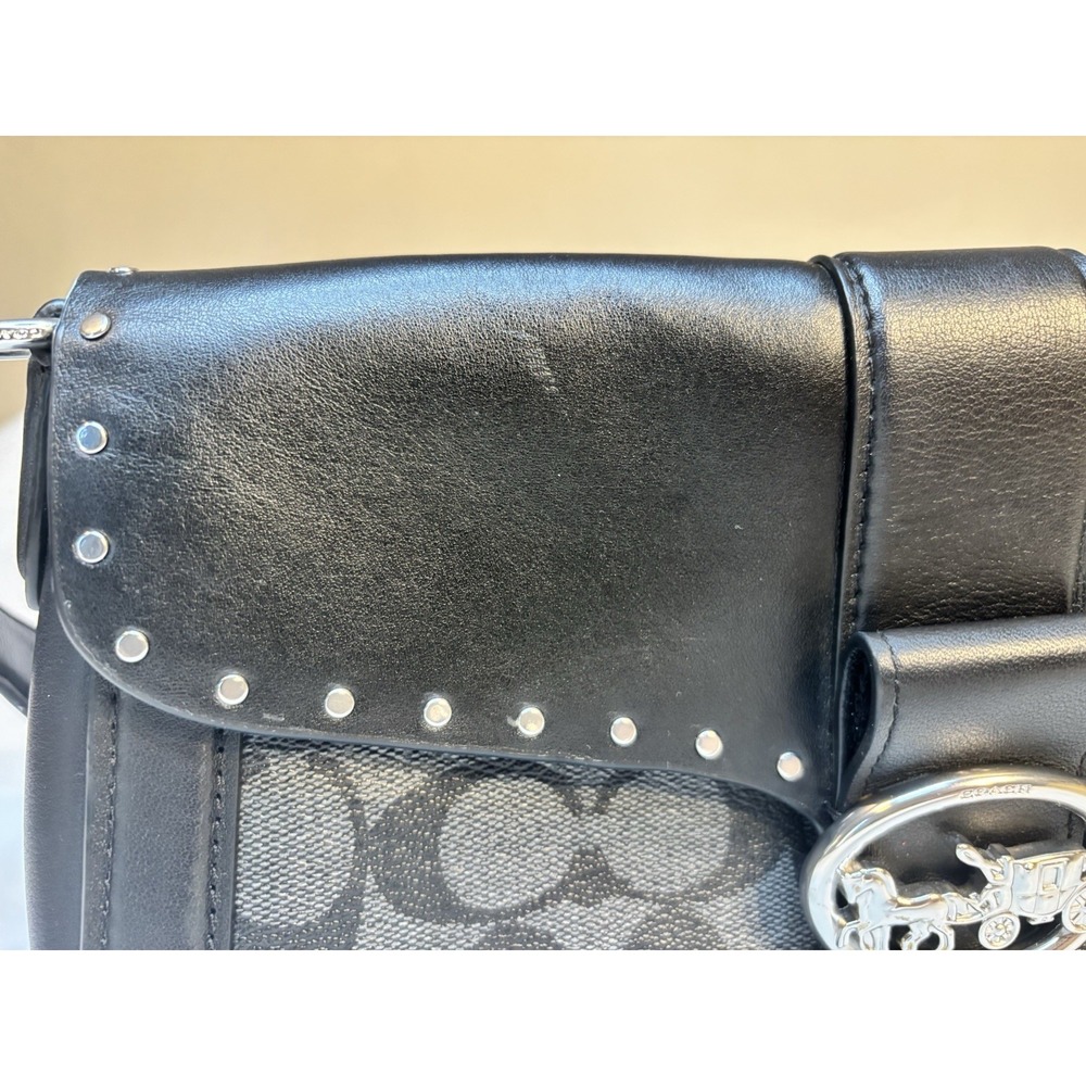Black Coach Georgie Woman's Leather Signature Shoulder Bag W/ Silver Accents - Picture 5 of 16